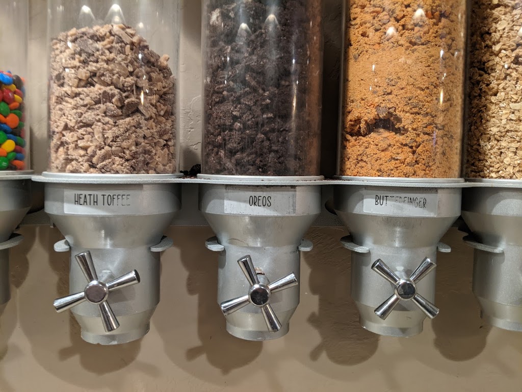 The IceBox & Round About Grill | restaurant | 27 N 200 E, Ivins, UT 84738, USA | 4357058462 OR +1 435-705-8462