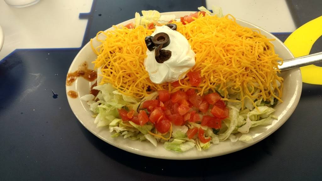 Skyline Chili | restaurant | 914 State Route 229 North, Batesville, IN 47006, USA | 8129345554 OR +1 812-934-5554