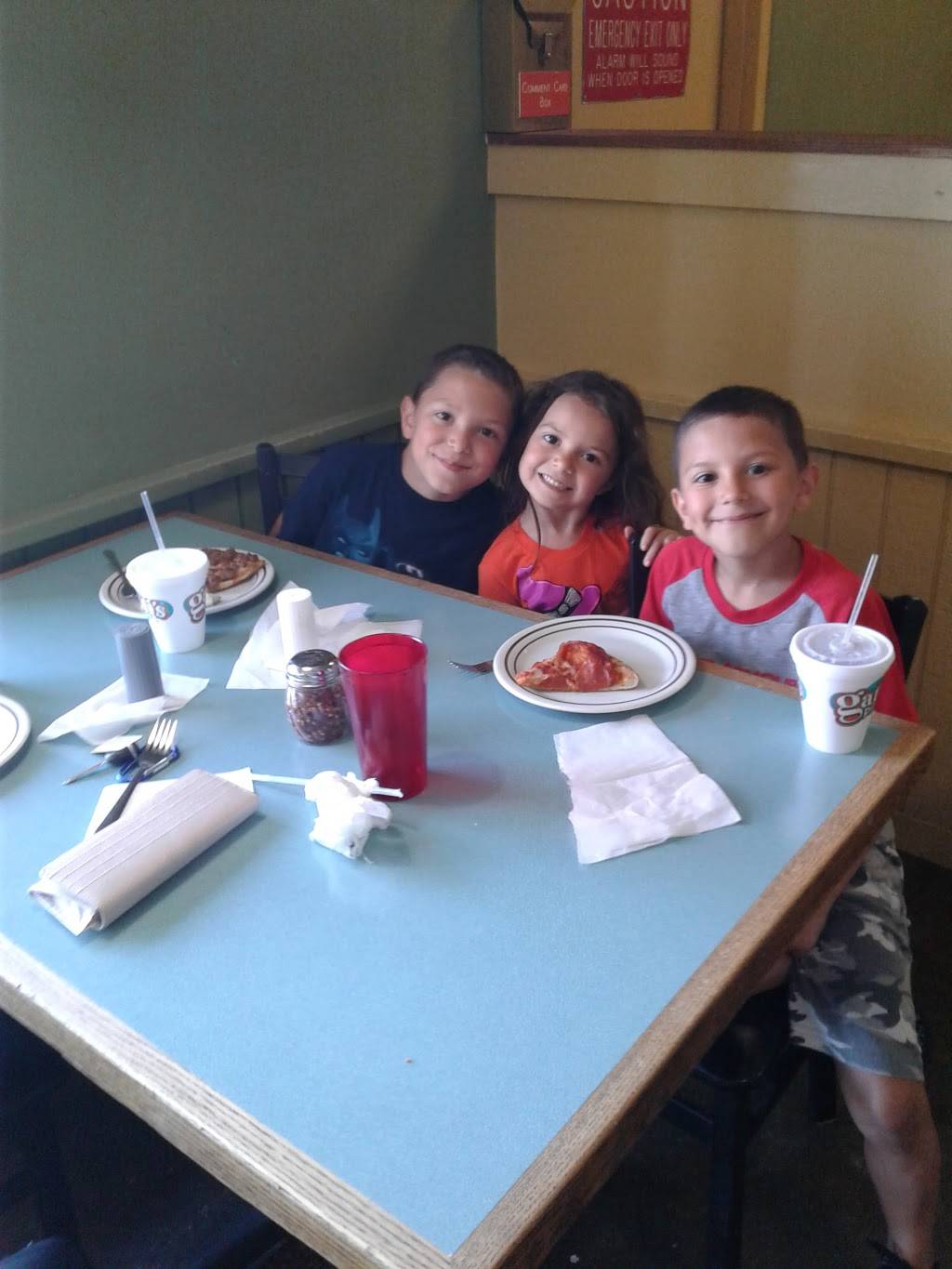 Mr Gattis Pizza | meal takeaway | 828 E Admiral Doyle Dr, New Iberia, LA 70560, USA | 3373657359 OR +1 337-365-7359