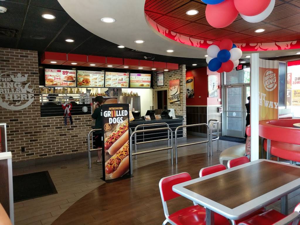 Burger King | restaurant | 1880 Middle Country Rd, Centereach, NY 11720, USA | 6317381462 OR +1 631-738-1462