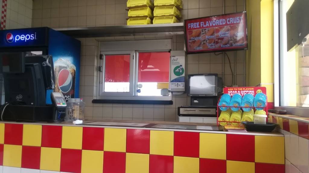 Hungry Howies Pizza | restaurant | 1708 N Young Blvd, Chiefland, FL 32626, USA | 3524907777 OR +1 352-490-7777