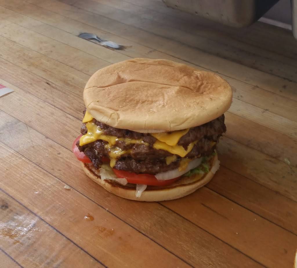 Lot-A-Burger | restaurant | 2807 Charles Page Blvd, Tulsa, OK 74127, USA | 9185833496 OR +1 918-583-3496