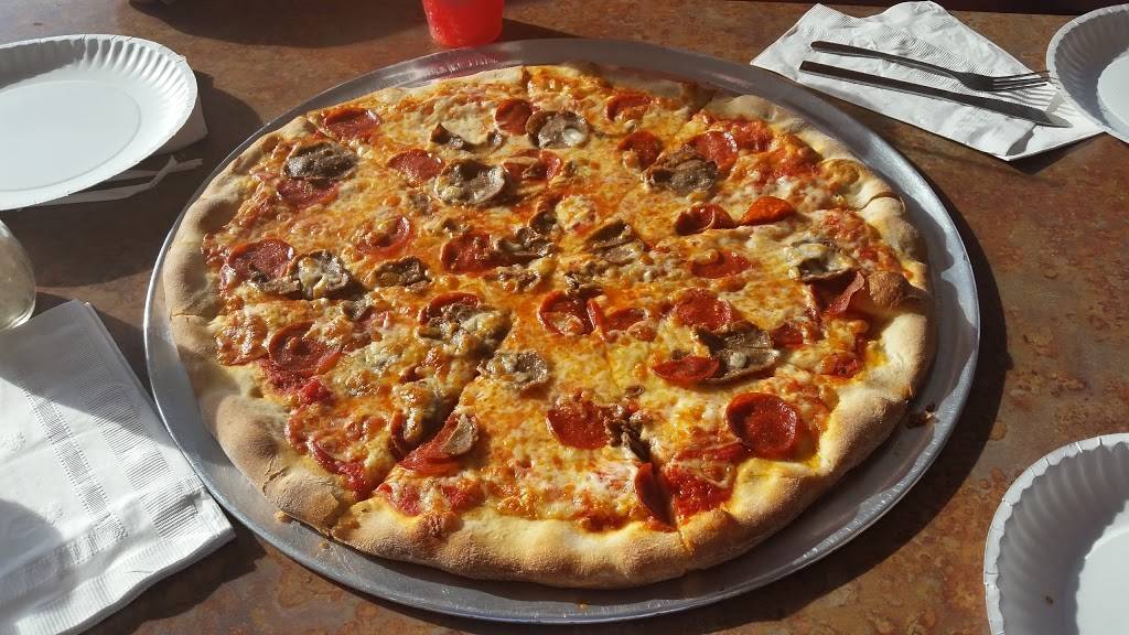 Brooklyn Boys Pizza | restaurant | 119 Marketplace Ave, Mooresville, NC 28117, USA | 7046962697 OR +1 704-696-2697