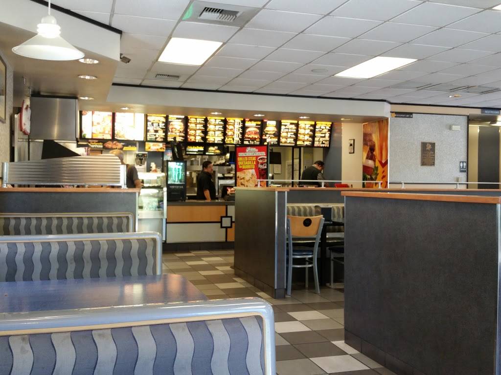 Carls Jr. | restaurant | 1489 Hulsey Way, Manteca, CA 95336, USA | 2098257190 OR +1 209-825-7190