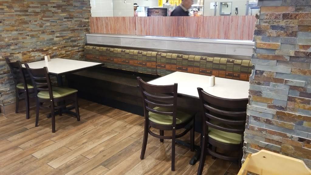 Bojangles Famous Chicken n Biscuits | restaurant | 7239 Moorefield Memorial Hwy, Liberty, SC 29657, USA | 8643726669 OR +1 864-372-6669