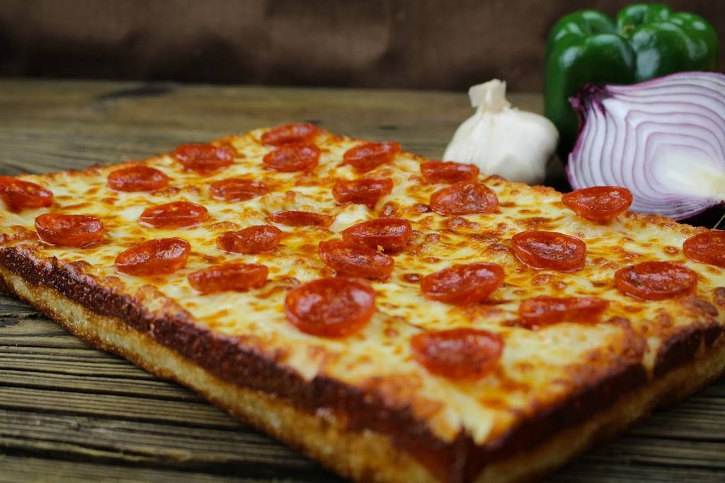 Lisa Toris Pizza | restaurant | 6768 Twelve Mile Rd, Warren, MI 48092, USA | 5867511900 OR +1 586-751-1900