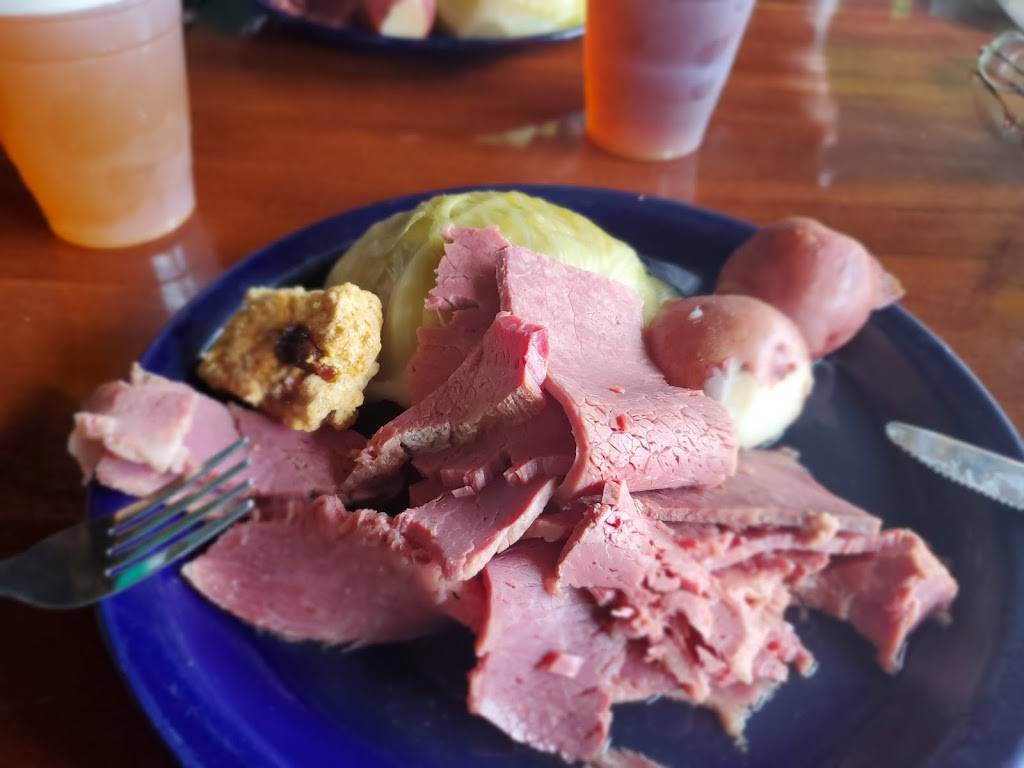 Molly Darcys Irish Pub & Restaurant | restaurant | 1701 S Ocean Blvd, North Myrtle Beach, SC 29582, USA | 8432725555 OR +1 843-272-5555