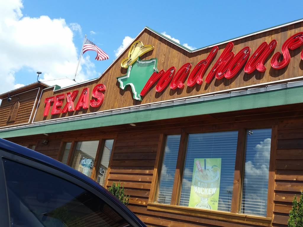 Texas Roadhouse | restaurant | 4406 Dixie Hwy, Shively, KY 40216, USA | 5024480705 OR +1 502-448-0705