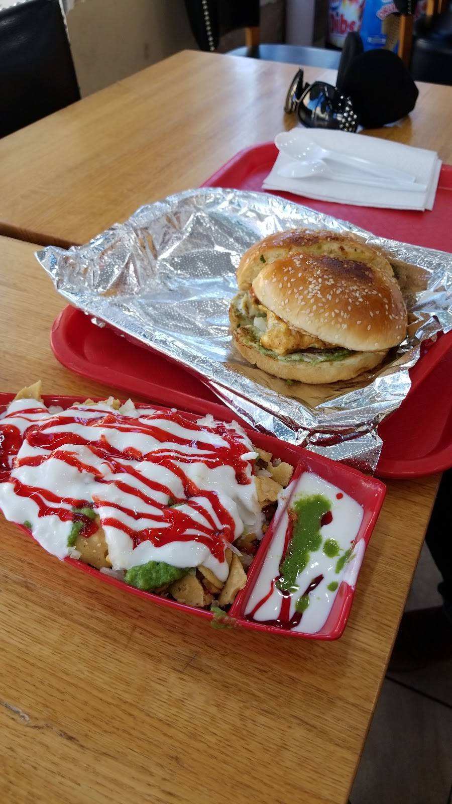 Karachi Chat House | restaurant | 2301 W Devon Ave, Chicago, IL 60659, USA | 7738563600 OR +1 773-856-3600