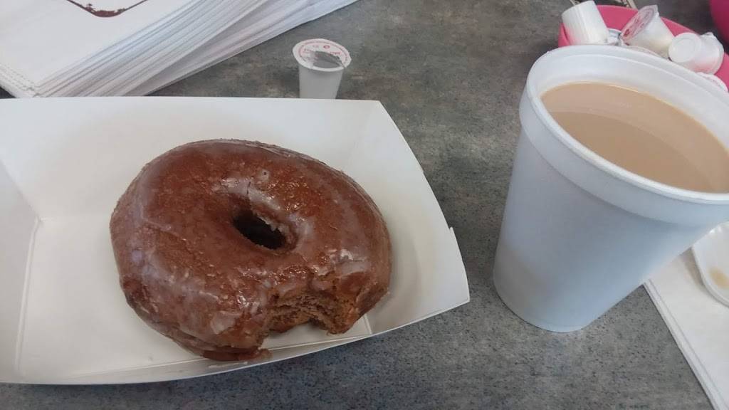 Sweet Things & Grill | restaurant | 1011 Veterans Memorial Blvd, Metairie, LA 70005, USA | 5048341845 OR +1 504-834-1845