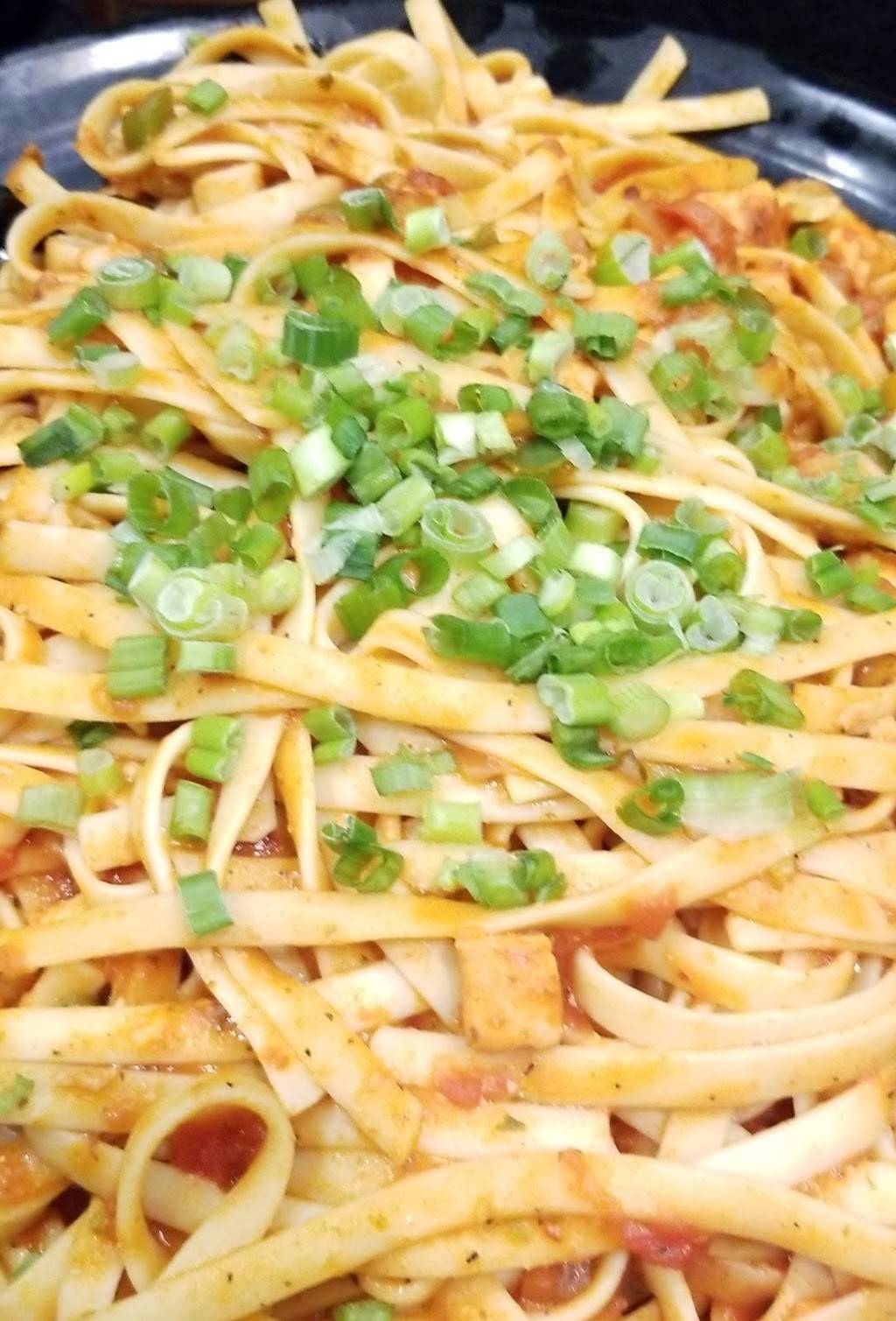 Boston Pizza | restaurant | 270 North Service Rd W, Oakville, ON L6M 2R8, Canada | 9058498100 OR +1 905-849-8100