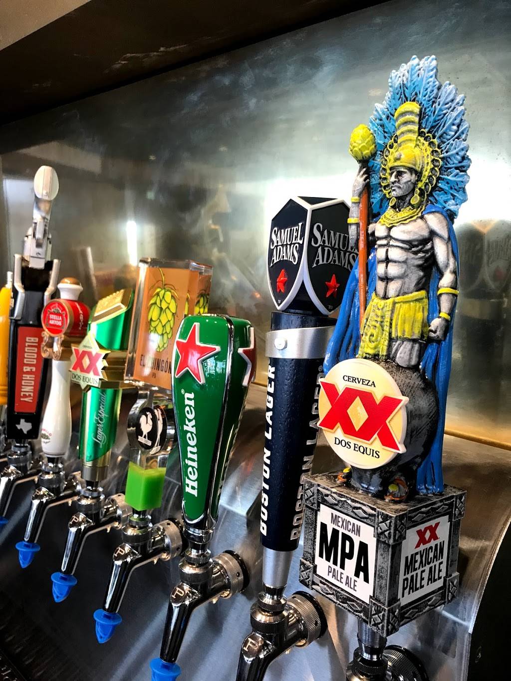 Mesa Mezcal | restaurant | 400 West Las Colinas Boulevard, Irving, TX 75039, USA | 4694720700 OR +1 469-472-0700