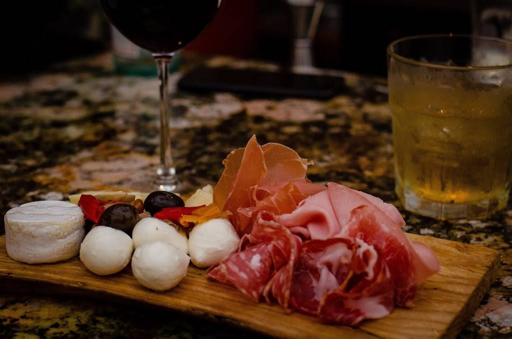 Bistrolino Old World Kitchen & Bar | restaurant | 495 S 4th St, Columbus, OH 43206, USA | 6149283898 OR +1 614-928-3898