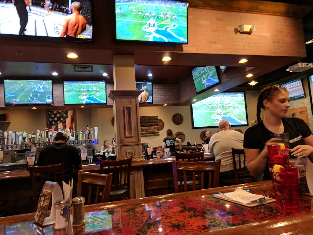 The Rustic Barrel | restaurant | 17301 Valley Mall Rd Ste 241, Hagerstown, MD 21740, USA | 3015825300 OR +1 301-582-5300