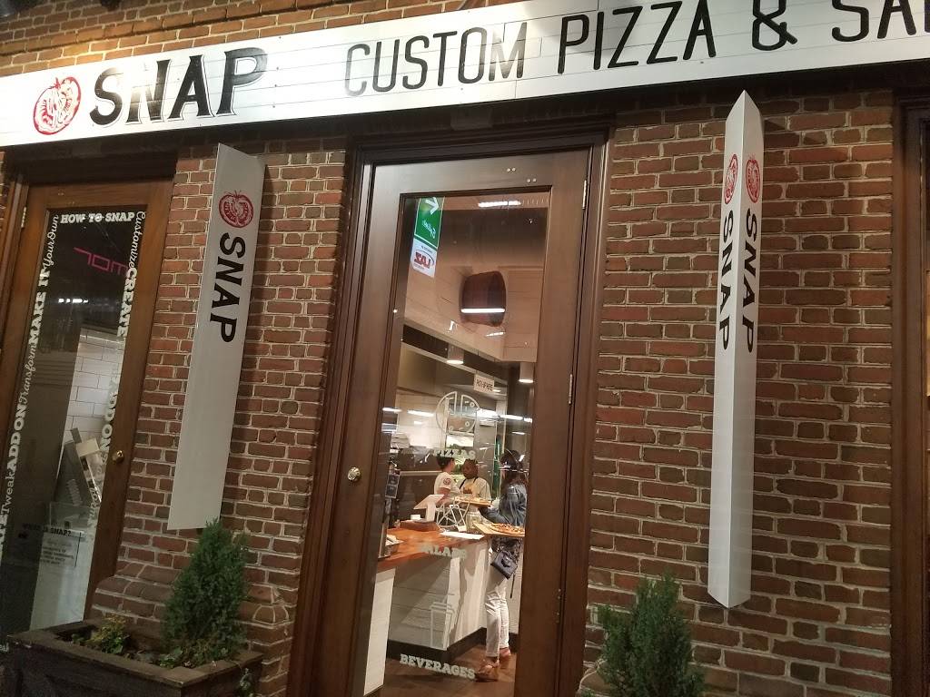 Snap Custom Pizza | restaurant | 1504 Sansom St, Philadelphia, PA 19102, USA | 2155685000 OR +1 215-568-5000