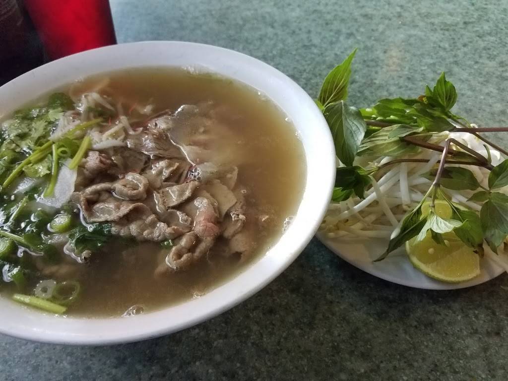 Pho Nam Restaurant | restaurant | 15924 Shady Grove Rd, Gaithersburg, MD 20877, USA | 2406329500 OR +1 240-632-9500