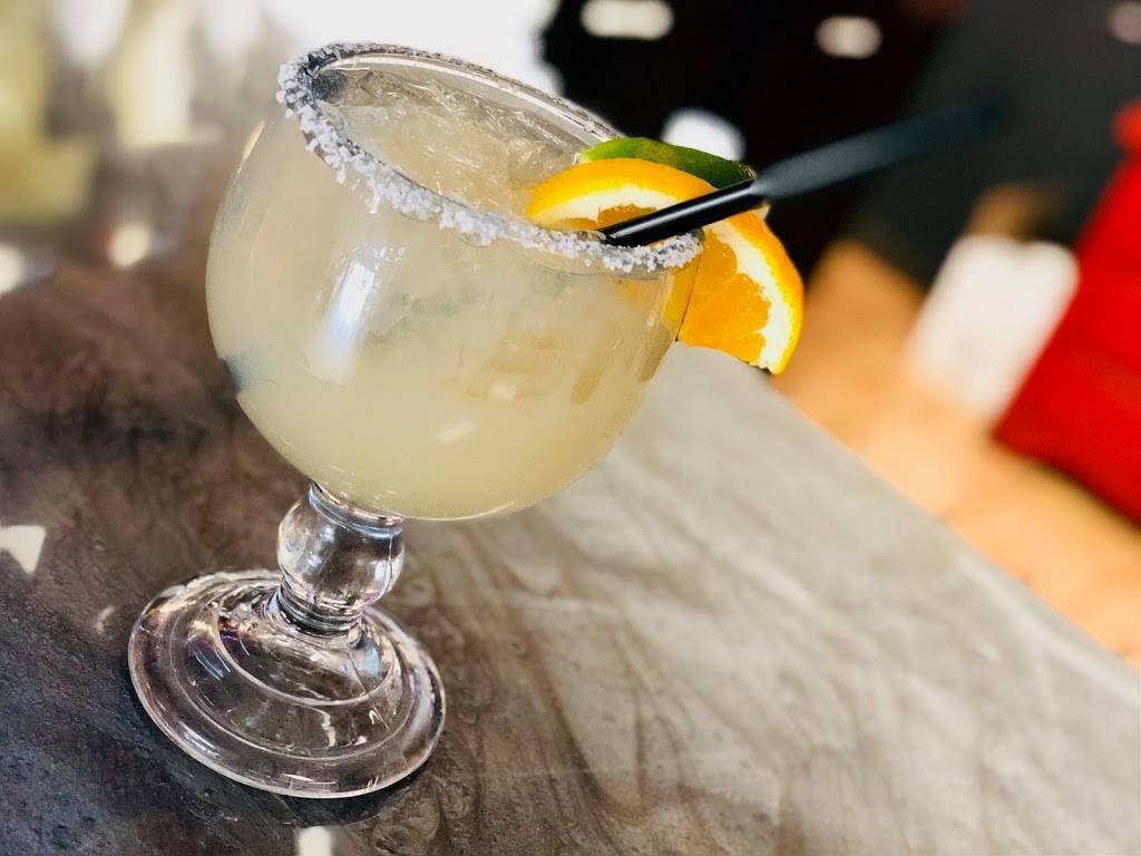 El Mezcal Mexican Restaurant | restaurant | 8449 SW State Rd 200 #147-149, Ocala, FL 34481, USA | 3525097029 OR +1 352-509-7029