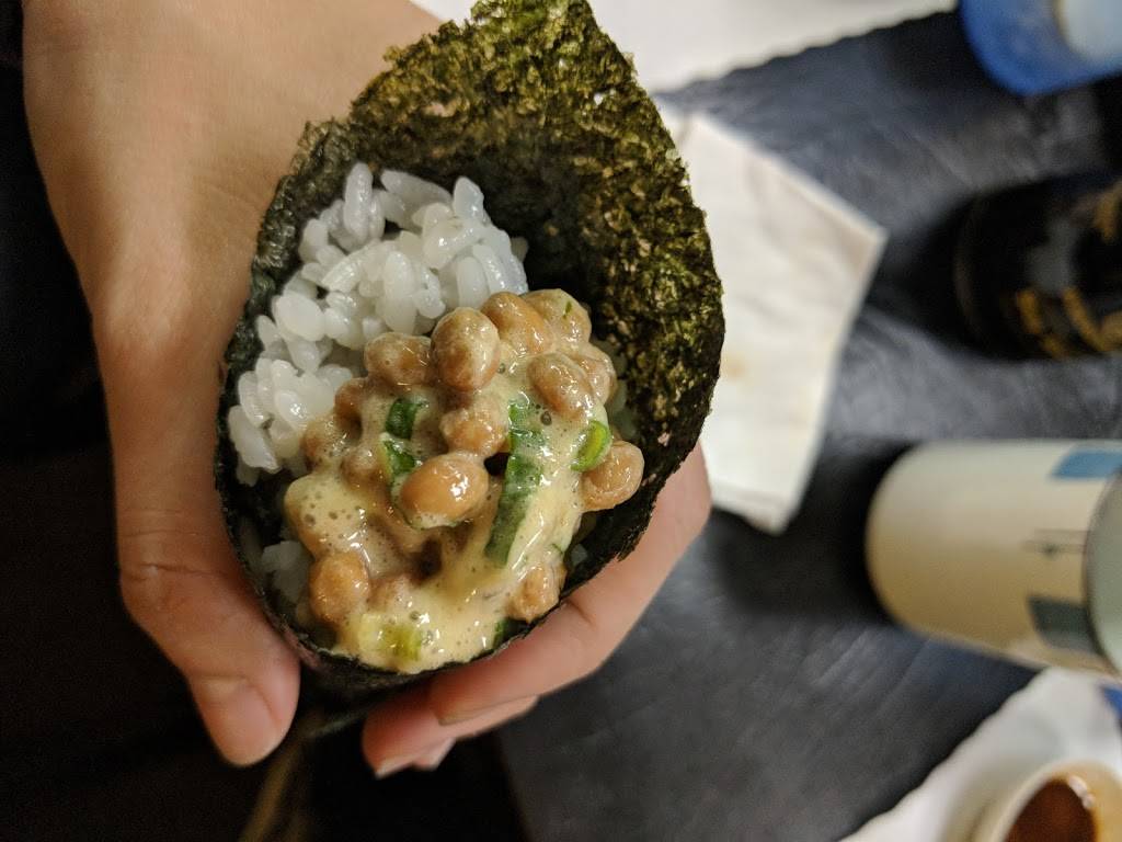 Light & Healthy Sushi Bar | restaurant | 23546 Lyons Ave, Newhall, CA 91321, USA | 6612551921 OR +1 661-255-1921