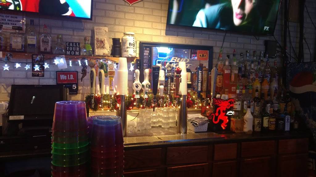 Broz Sports Bar and Grill | restaurant | 127 S Main St, River Falls, WI 54022, USA | 7156297685 OR +1 715-629-7685