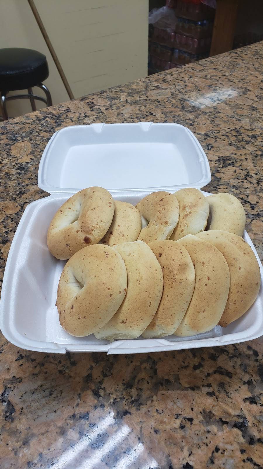 Las Delicias Bakery | restaurant | 7643 Dashwood Dr, Houston, TX 77036, USA | 7132701056 OR +1 713-270-1056