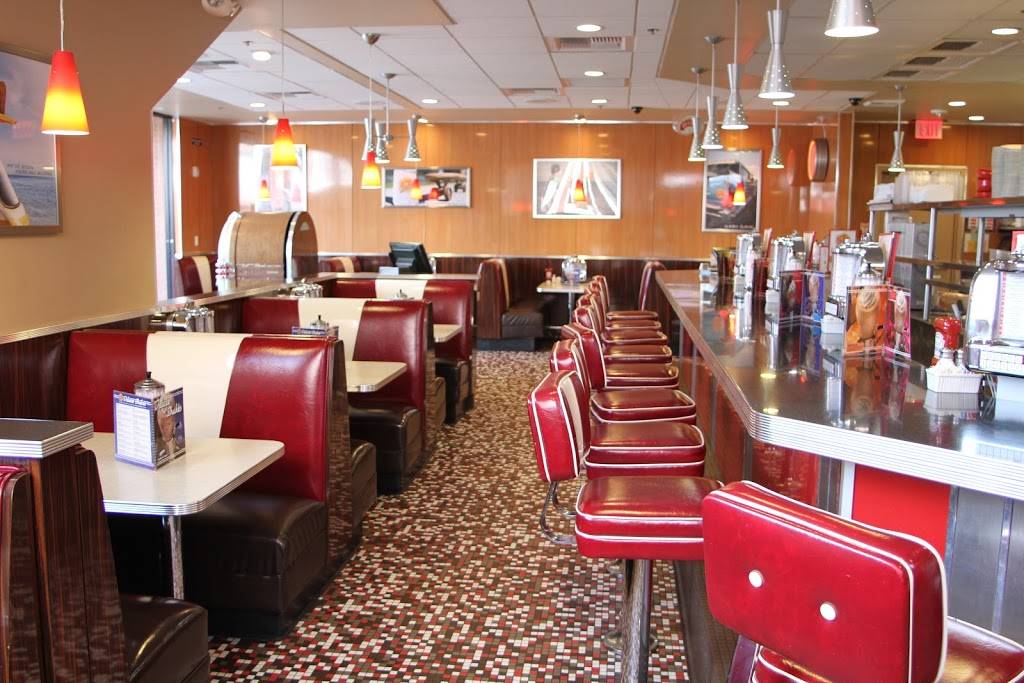 Johnny Rockets | restaurant | 685 Cannery Row Suite 101, Monterey, CA 93940, USA | 8316491809 OR +1 831-649-1809