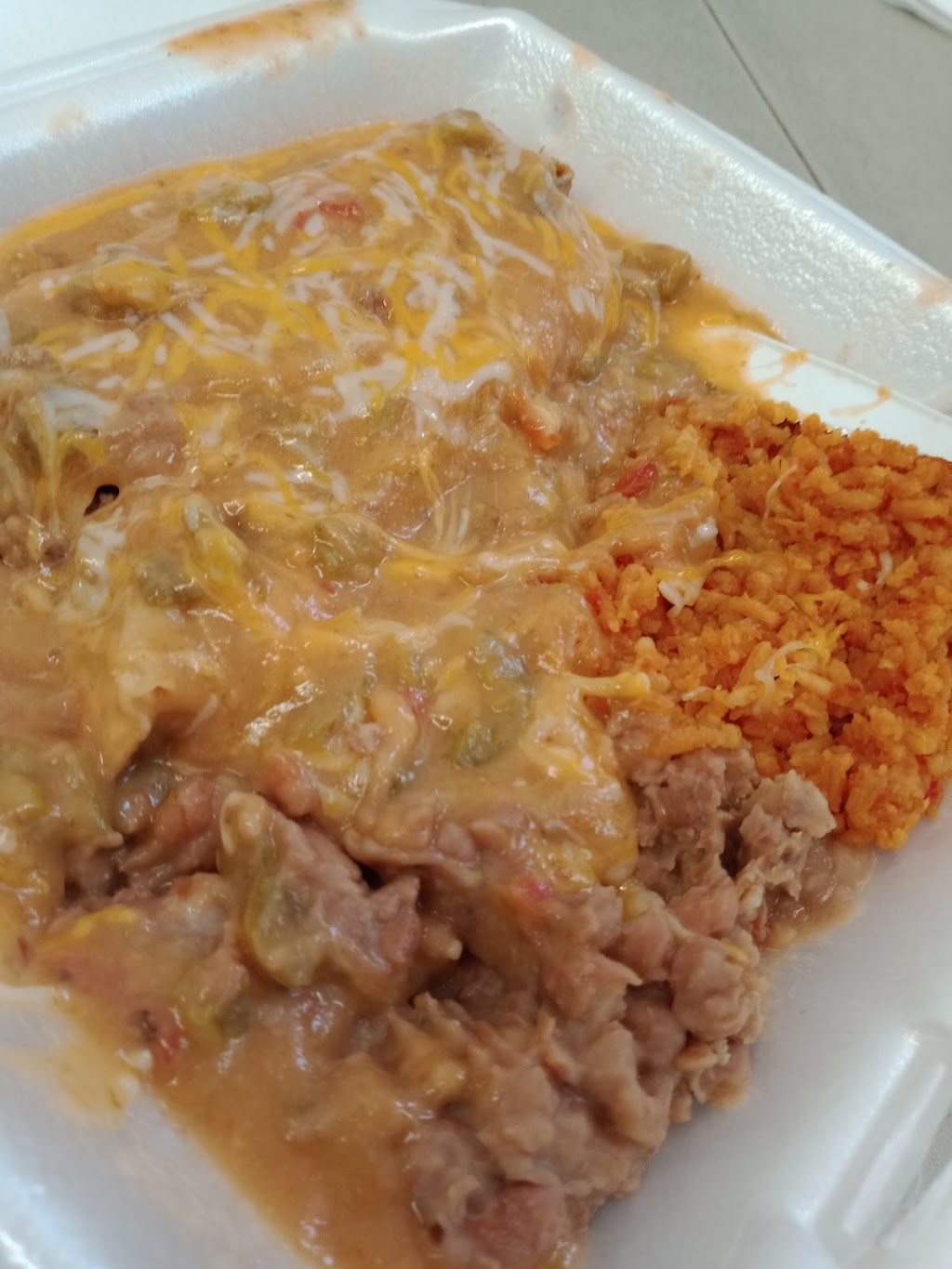 El Jefe Tacos & Burritos #3 | restaurant | 215 E Abriendo Ave, Pueblo, CO 81004, USA | 7195821588 OR +1 719-582-1588