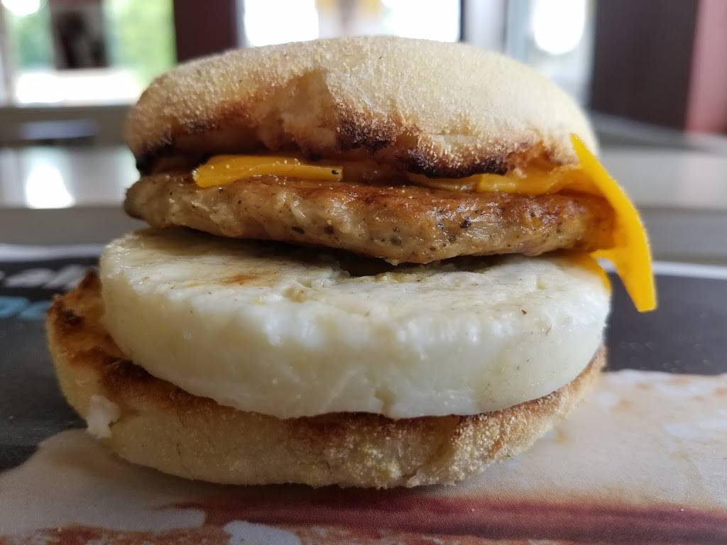 McDonalds | cafe | 850 S Main St, Cheshire, CT 06410, USA | 2032729002 OR +1 203-272-9002