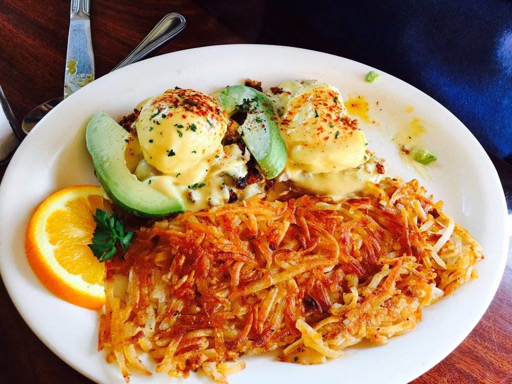 Avenue Cafe | restaurant | 427 Capitola Ave, Capitola, CA 95010, USA | 8315157559 OR +1 831-515-7559