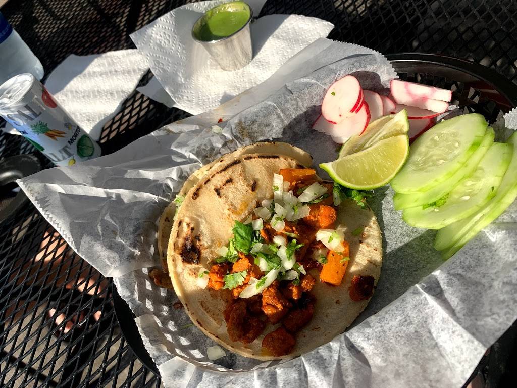 Taqueria Estrella Roja | restaurant | 306 Cherry St Suite A, LaGrange, GA 30240, USA | 7063337629 OR +1 706-333-7629