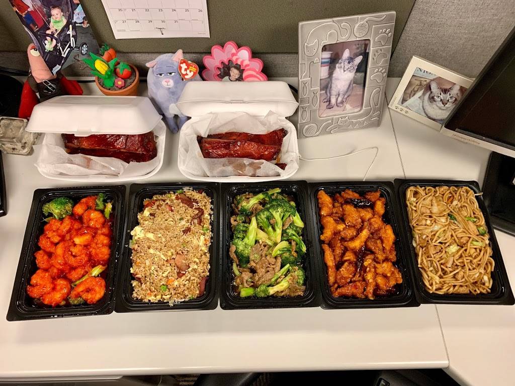 Lucky Panda Chinese Fast Food | restaurant | 22802 Victory Blvd, Woodland Hills, CA 91367, USA | 8188838088 OR +1 818-883-8088