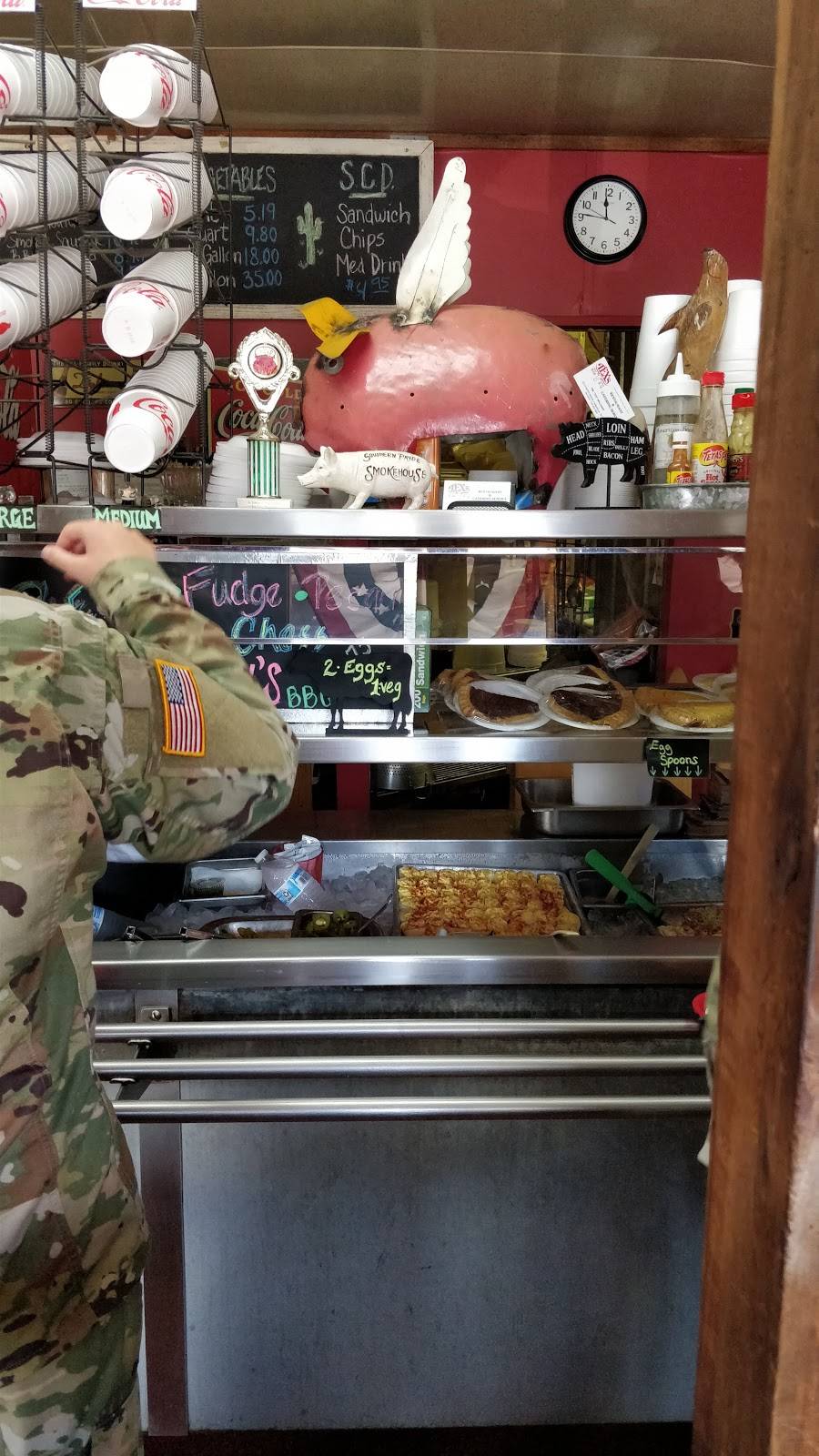 Texs World Famous Bar-B-Q | restaurant | 1013 Foster Ave, Nashville, TN 37210, USA | 6152548715 OR +1 615-254-8715