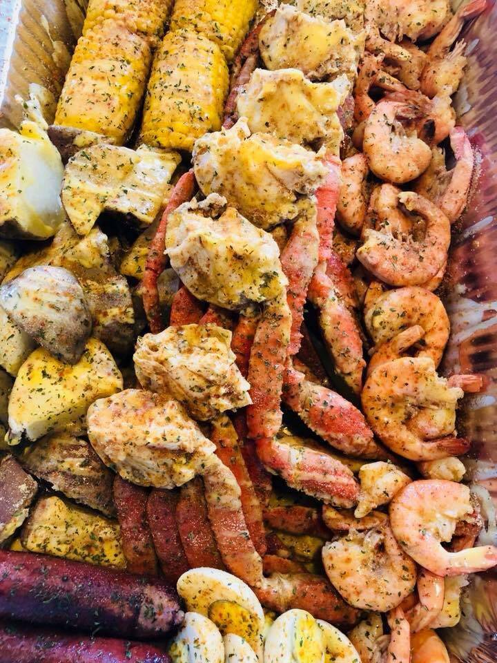 Crabs In A Bucket | restaurant | 119 Marion Oaks Blvd, Ocala, FL 34473, USA | 3522035883 OR +1 352-203-5883