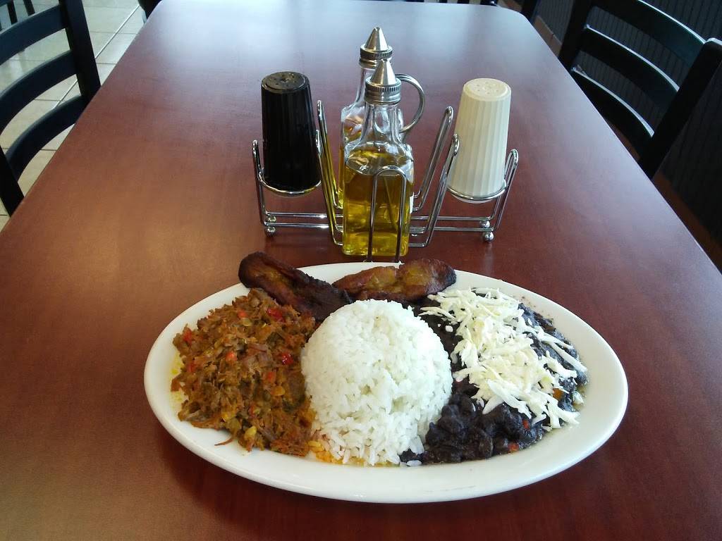 Arepera la Nueva | restaurant | 1200 Lee Rd, Orlando, FL 32810, USA | 4072534151 OR +1 407-253-4151