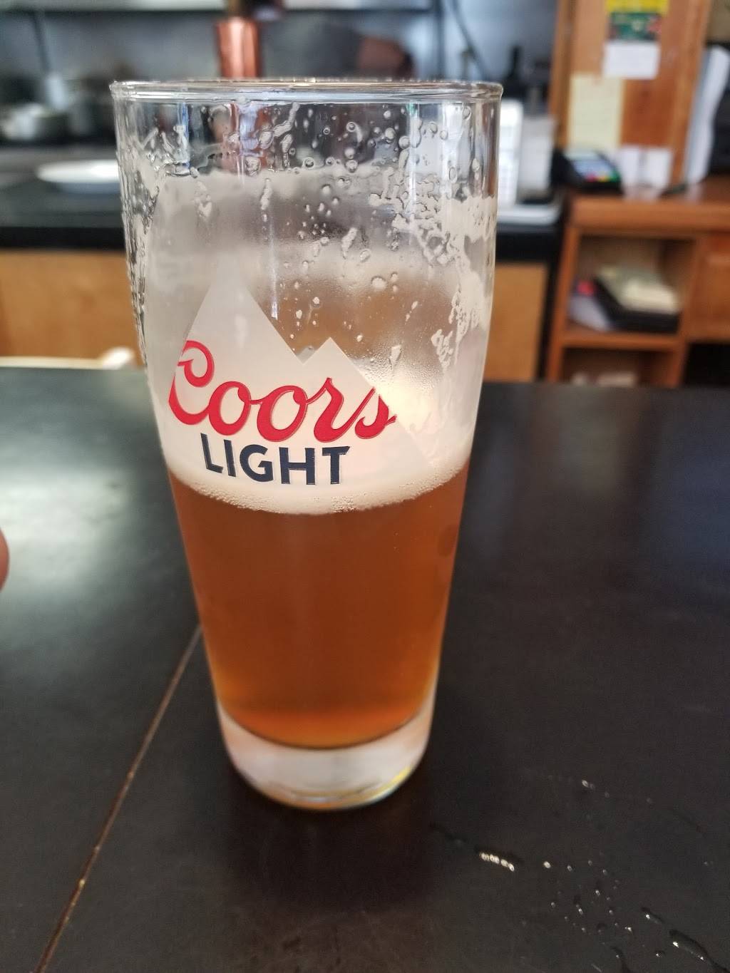 SideLines | restaurant | 65 Elm Rd, Newark, NJ 07105, USA | 8622377609 OR +1 862-237-7609