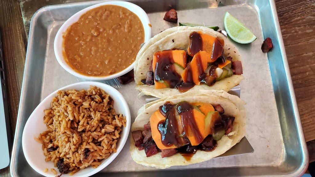 400 Rabbits | restaurant | 975 Rabbit Rd, Sanibel, FL 33957, USA | 2395588756 OR +1 239-558-8756