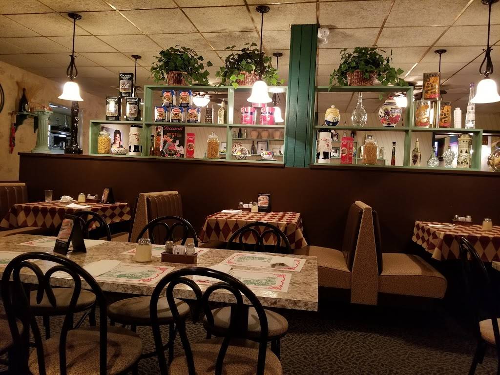 Villa Restaurant & Pizzeria | restaurant | 21311 Gratiot Ave, Eastpointe, MI 48021, USA | 5867781780 OR +1 586-778-1780