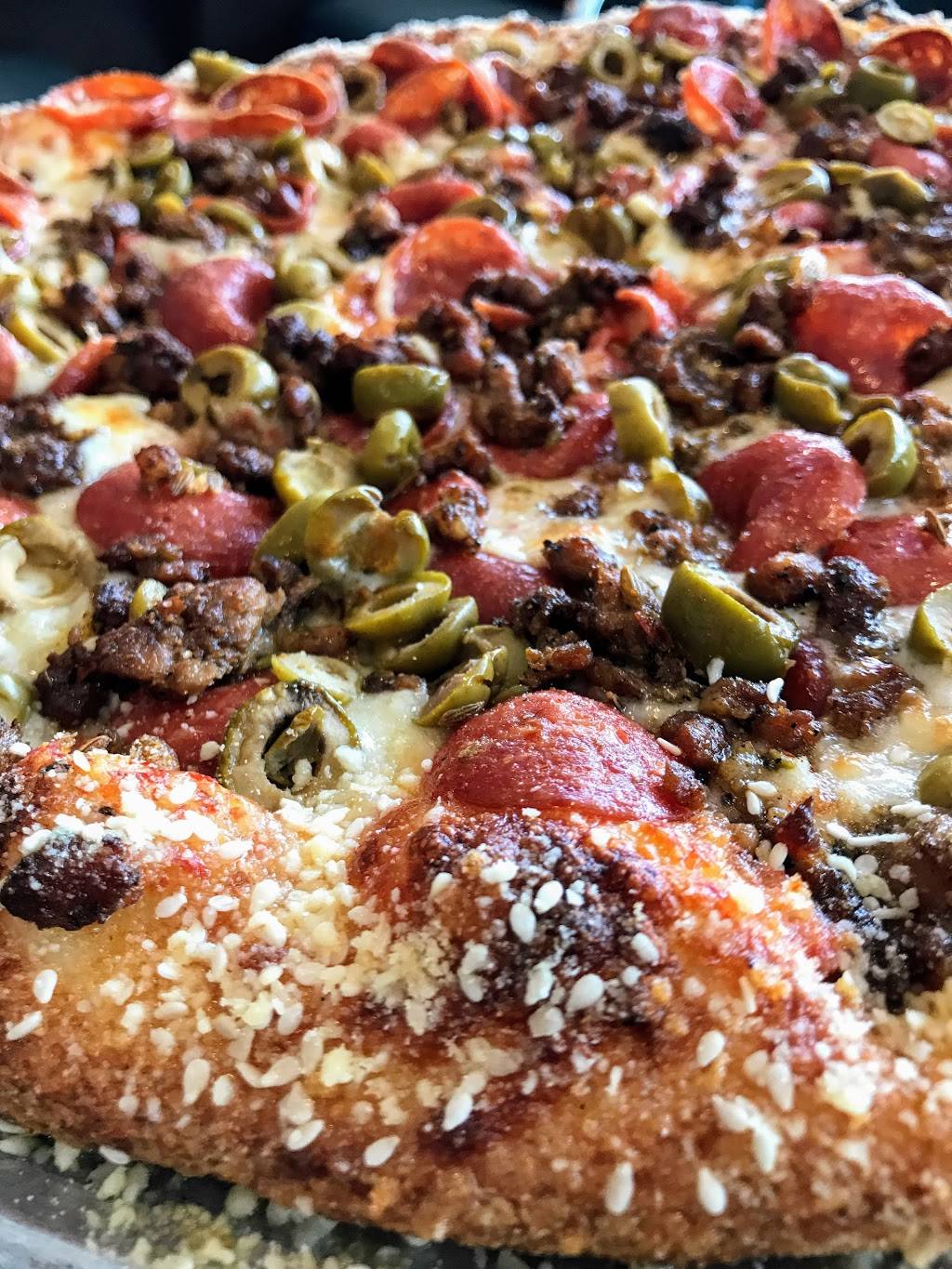 Corsis Restaurant & Banquet Halls | restaurant | 27910 W Seven Mile Rd, Livonia, MI 48152, USA | 2487774960 OR +1 248-777-4960