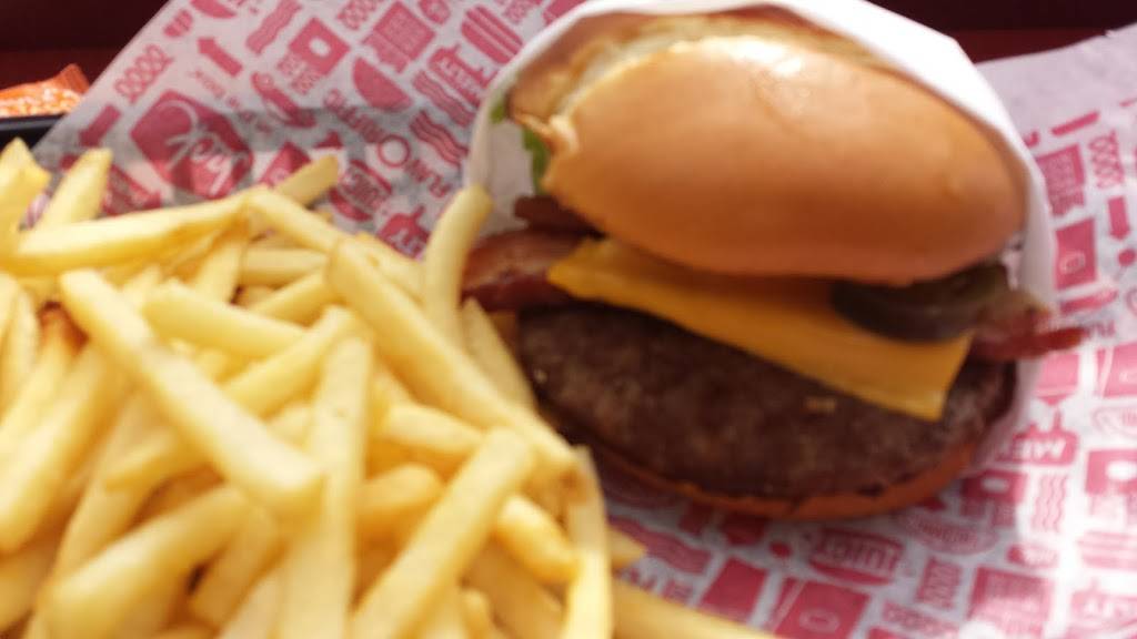 Jack in the Box | restaurant | 1257 Park St, Alameda, CA 94501, USA | 5105228865 OR +1 510-522-8865