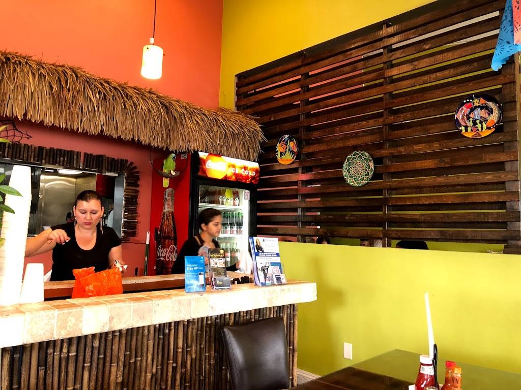 Saborcitos Latinos restaurant Mexican & seafood | restaurant | 1161 N Maclay Ave, San Fernando, CA 91340, USA | 8186390745 OR +1 818-639-0745