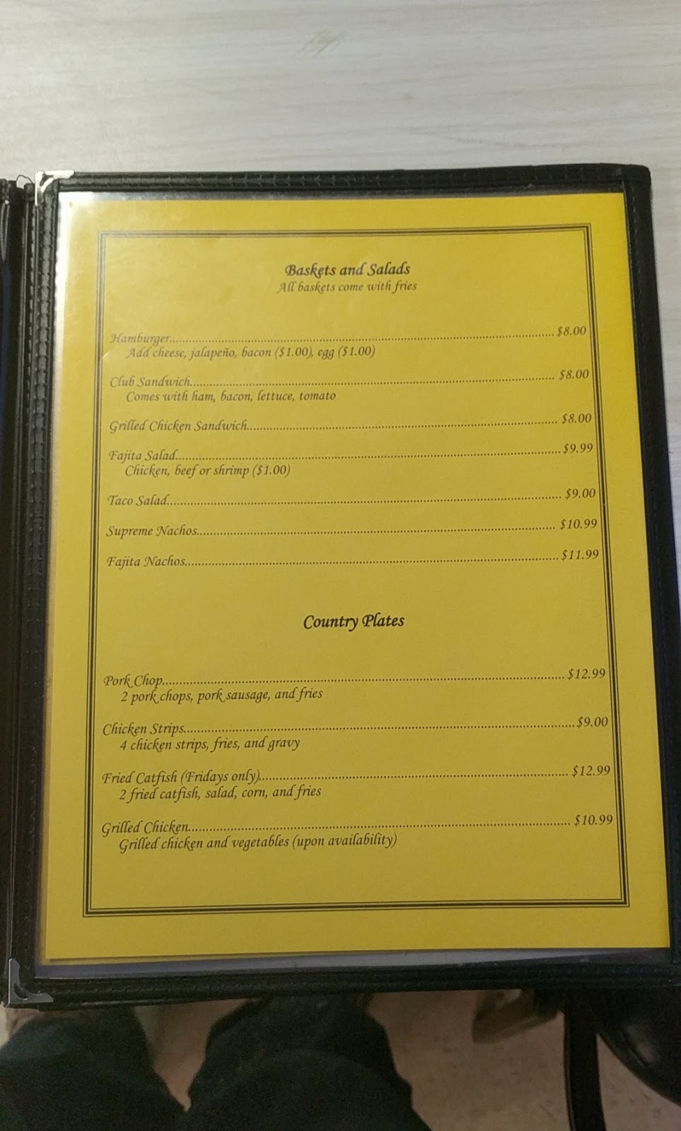 TONIAS CAFE | restaurant | 203 W Gulf Ave, Goldsmith, TX 79741, USA | 4328273800 OR +1 432-827-3800