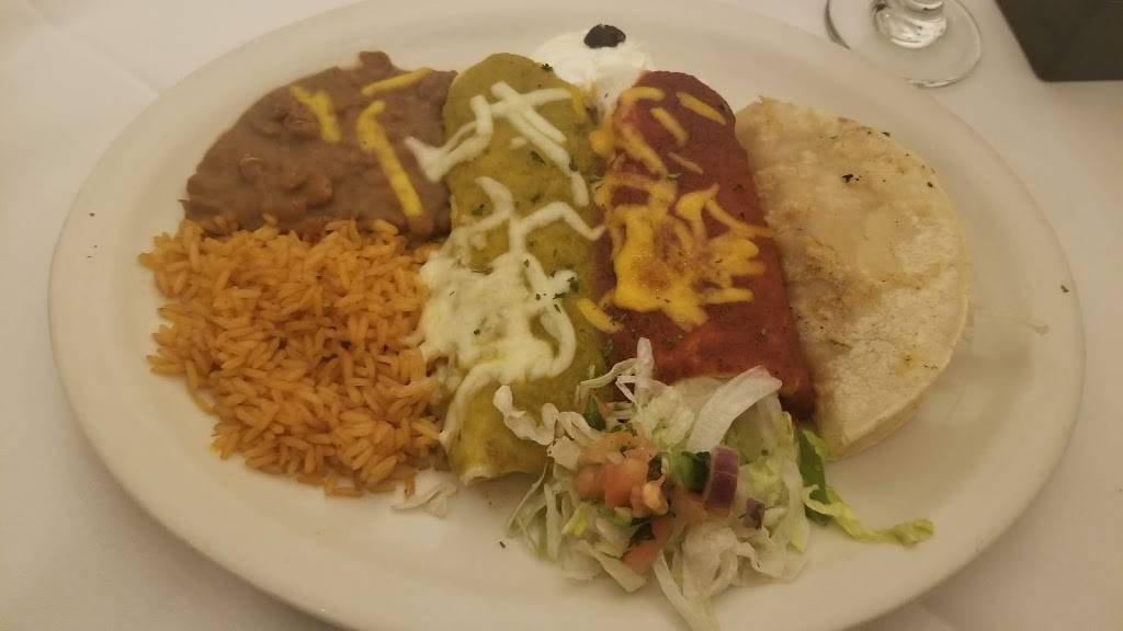 El Serrano | restaurant | 3410 E Market St, York, PA 17402, USA | 7177574963 OR +1 717-757-4963