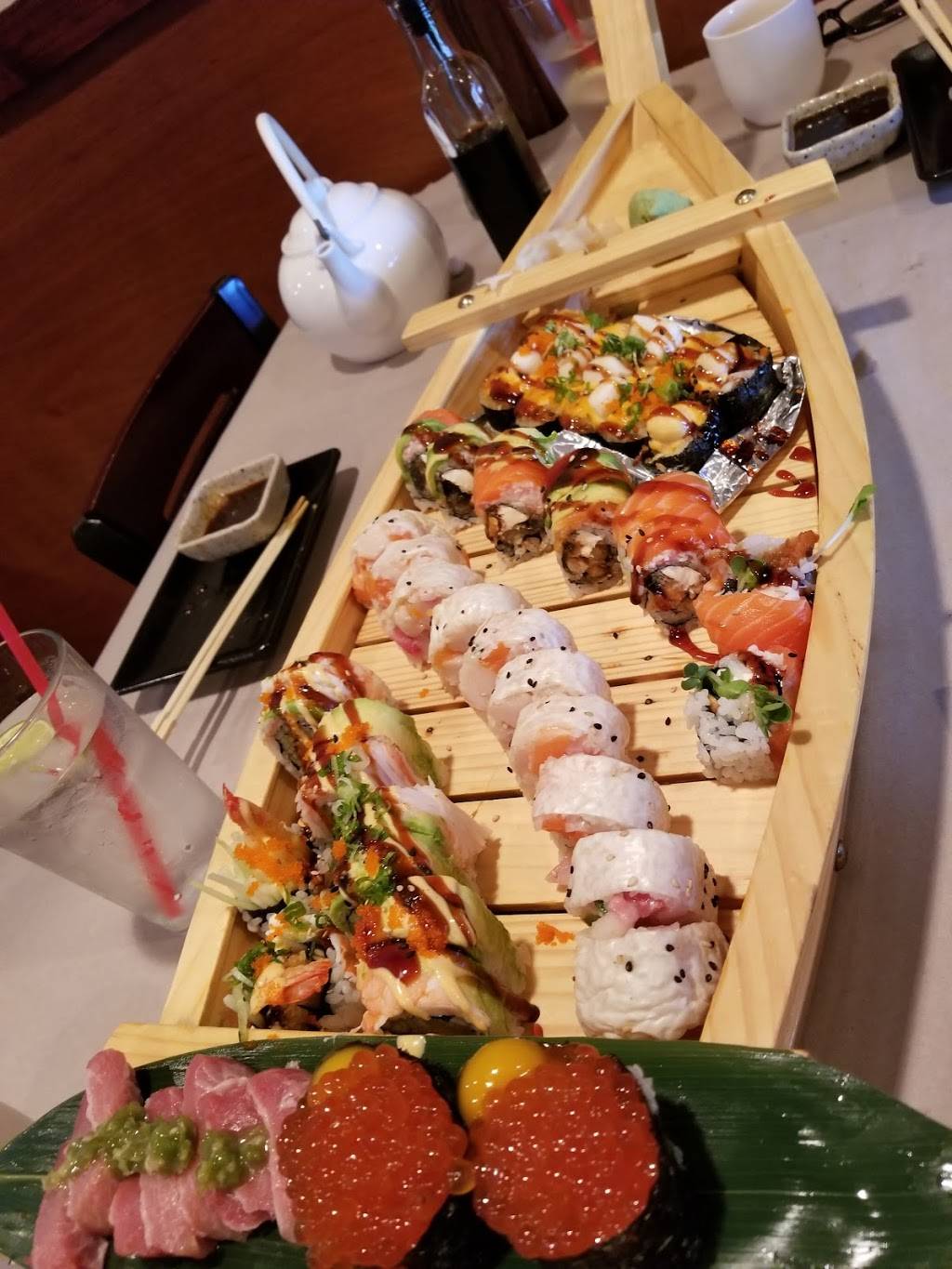 Hana Sushi | restaurant | 749 Jamacha Road, El Cajon, CA 92019, USA | 6193281583 OR +1 619-328-1583