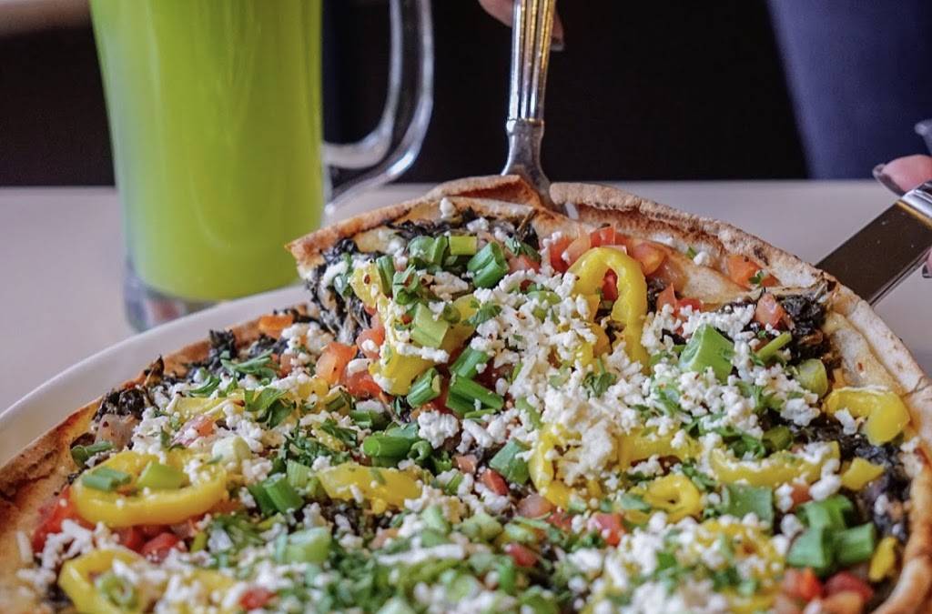 Aladdins Eatery Bainbridge | restaurant | 16725 Chillicothe Rd, Chagrin Falls, OH 44023, USA | 4407080088 OR +1 440-708-0088