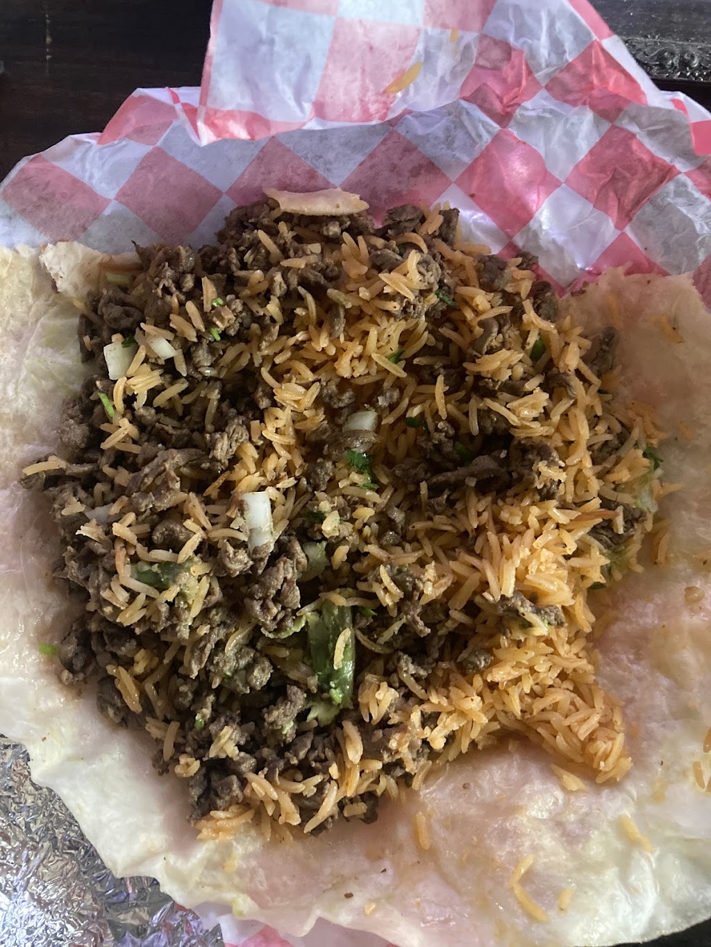 Dos Locos Burritos Fraser | restaurant | 31298 Groesbeck Hwy, Fraser, MI 48026, USA | 5862382062 OR +1 586-238-2062