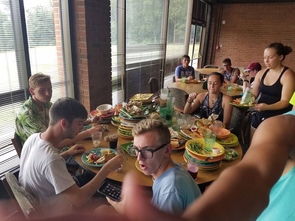 Hodson Dining Commons | restaurant | 236 W Reade Ave, Upland, IN 46989, USA | 7659985234 OR +1 765-998-5234