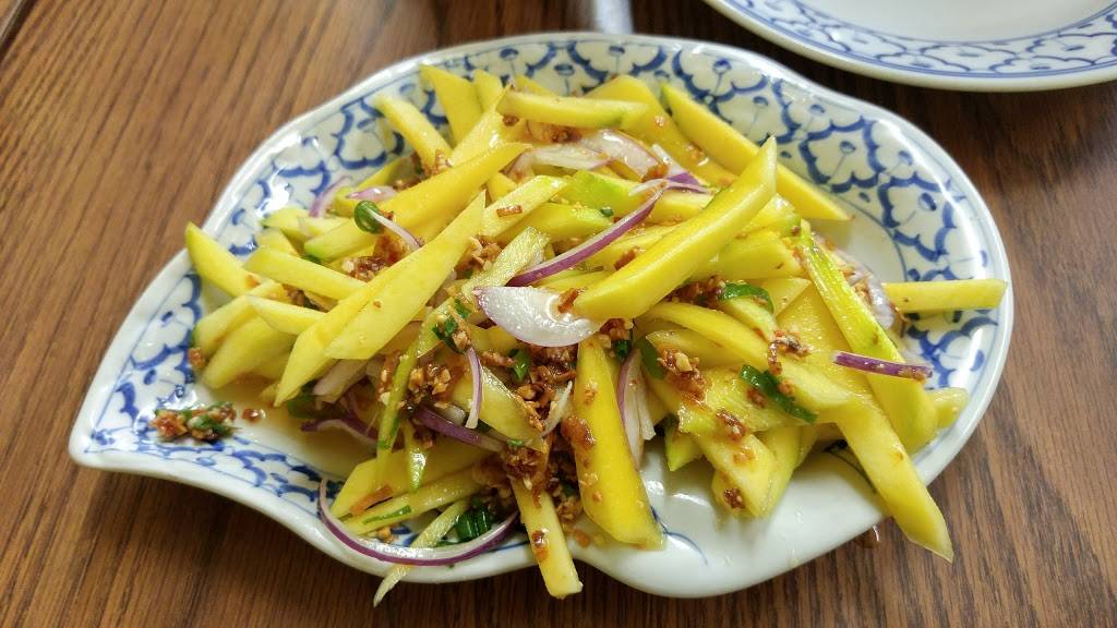 Champa Thai Food | restaurant | 193 King Edward Ave, Ottawa, ON K1N 7L4, Canada | 6133214122 OR +1 613-321-4122