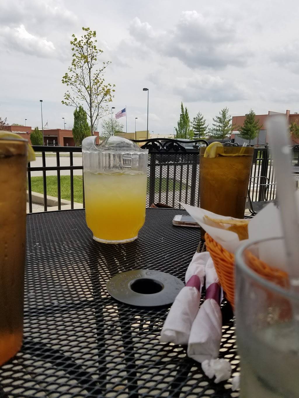 La Casa Mexicana Inc | restaurant | 201 Harvard Dr, Edwardsville, IL 62025, USA | 6186559606 OR +1 618-655-9606