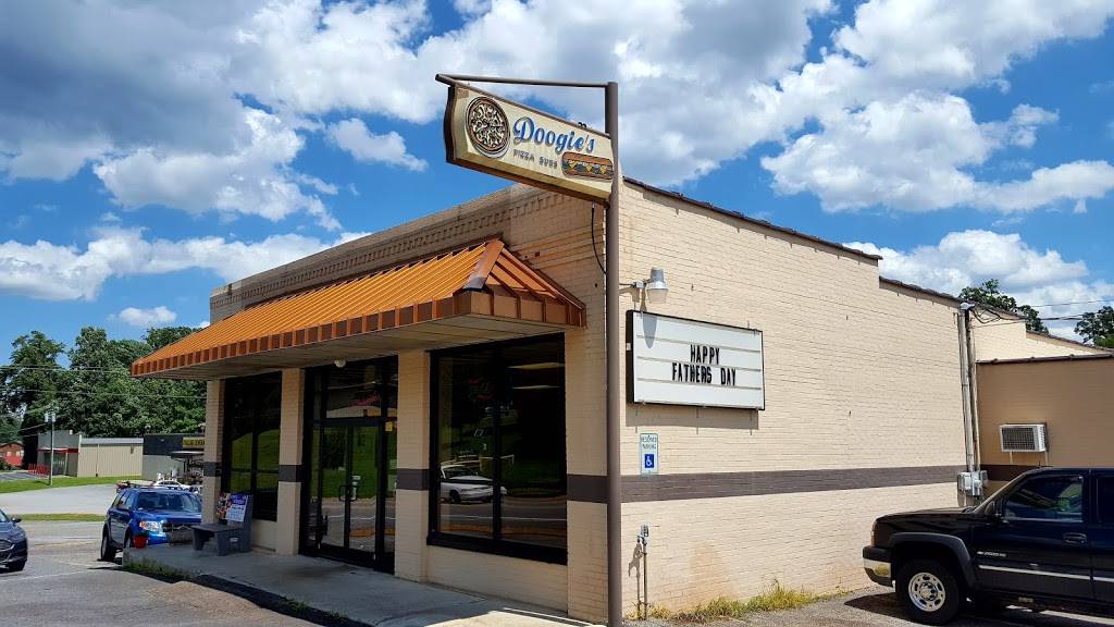 Doogies Pizza & Subs | restaurant | 101 E Main St, Glen Alpine, NC 28628, USA | 8285844111 OR +1 828-584-4111