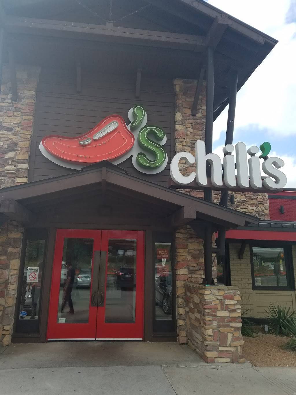Chilis Grill & Bar | meal takeaway | 2222 W Northwest Hwy, Dallas, TX 75220, USA | 2143585274 OR +1 214-358-5274