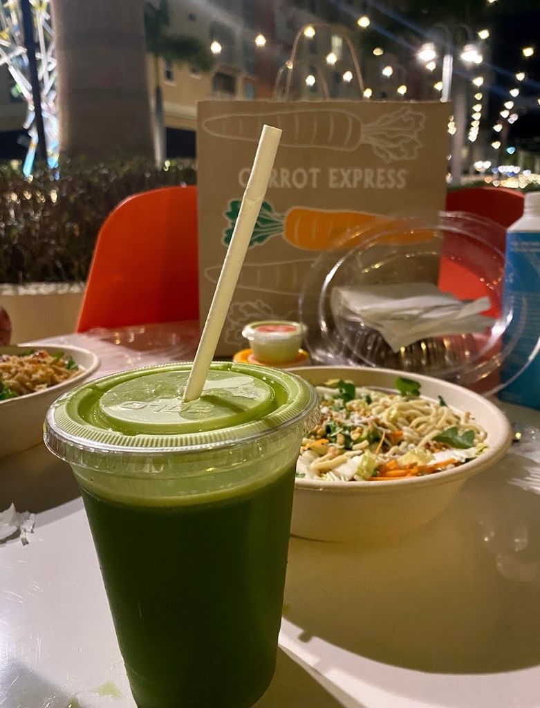 Carrot Express Dadeland | restaurant | 8880 SW 72nd Pl, Kendall, FL 33156, USA | 7862061060 OR +1 786-206-1060